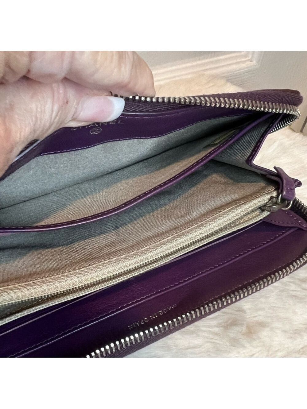 ❤️CHANEL PATENT QUILTED BRILLIANT ZIP-AROUND WALLET PURPLE - Picture 10 of 15
